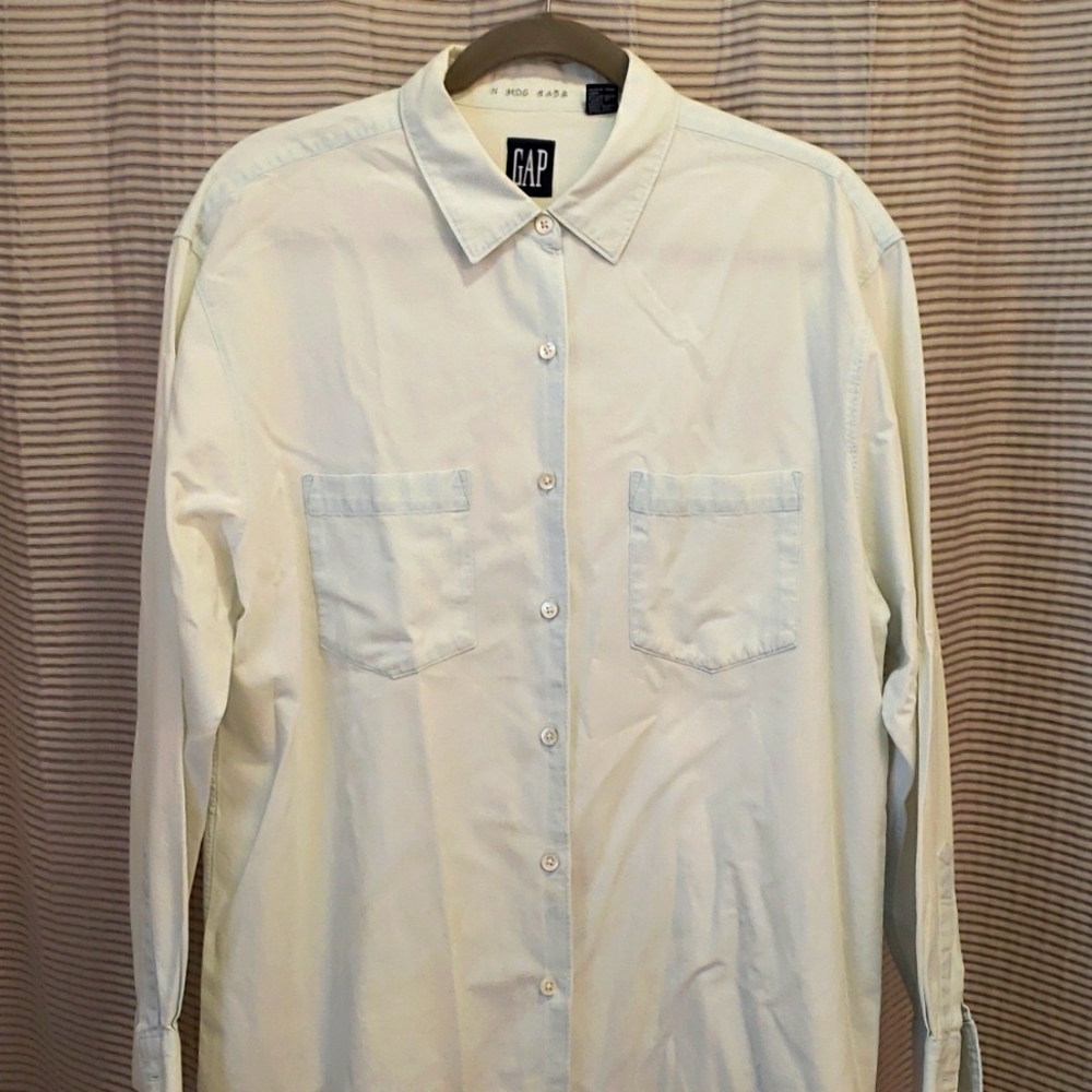 Men's Gap Shirt, washed out blue, size Large